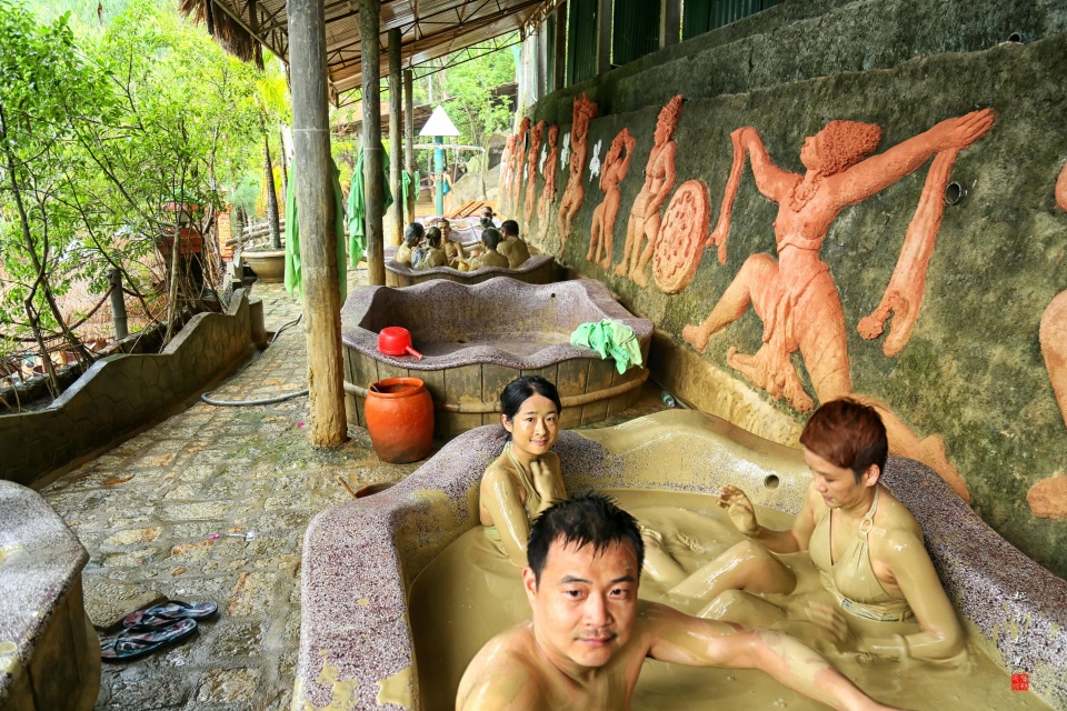 越南芽庄泥浆浴在哪个岛上,游越南芽庄享受泥浆浴