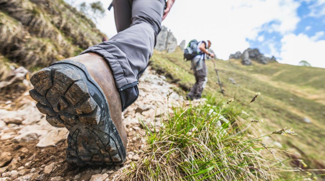 徒步鞋的正确方法与技巧,西藏徒步登山买什么鞋