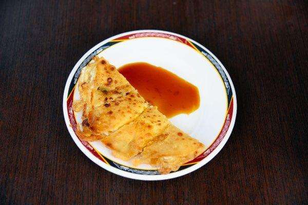 开在菜市场里的小吃店，50年来生意火爆，连食尚玩家都推荐