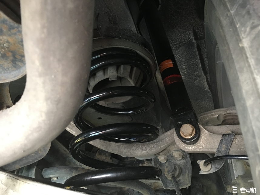 曾经人人羡慕如今只能羡慕别人,曾经让人羡慕的豪车现在值多少钱