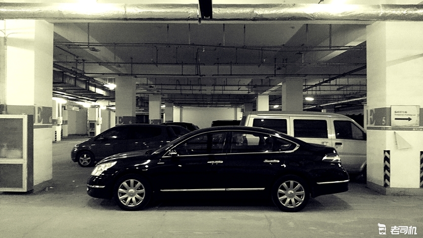 曾经人人羡慕如今只能羡慕别人,曾经让人羡慕的豪车现在值多少钱