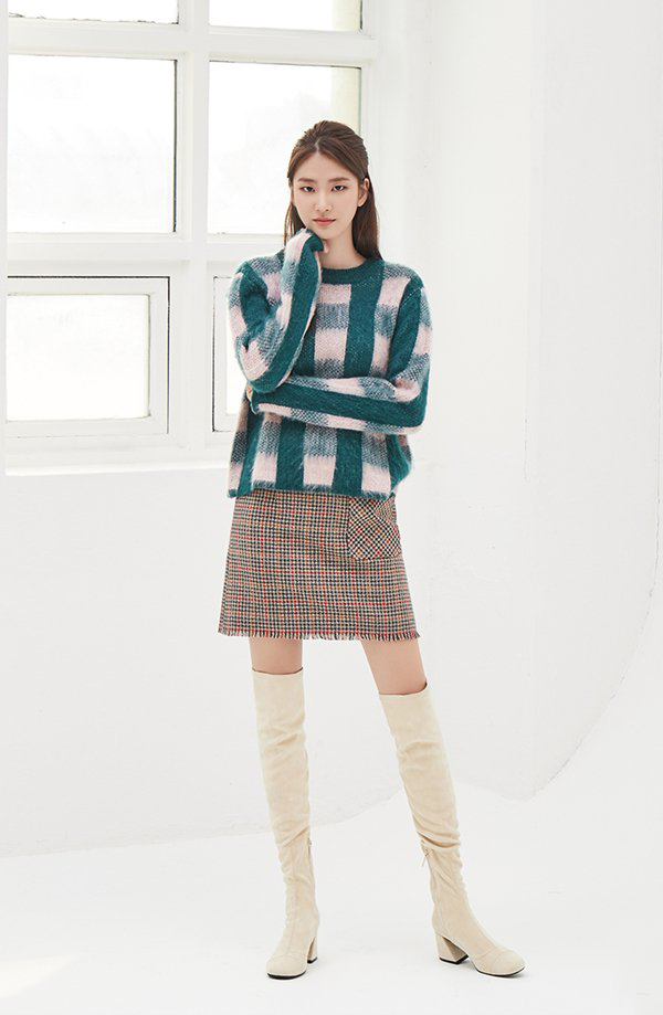 毛衣和裙子怎么搭配好看？韩国chic风秋冬毛衣配裙子示范