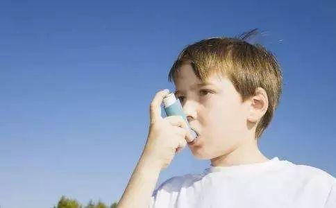 困扰他几十年的哮喘和过敏杂症，在他纯素饮食后彻底消失！