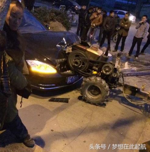 头发弯了可以软化吗,头发弯了是什么问题