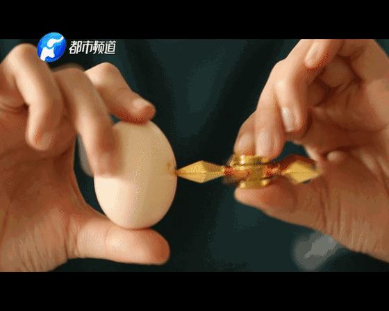 指尖陀螺对孩子危险,家长关注致命的玩具