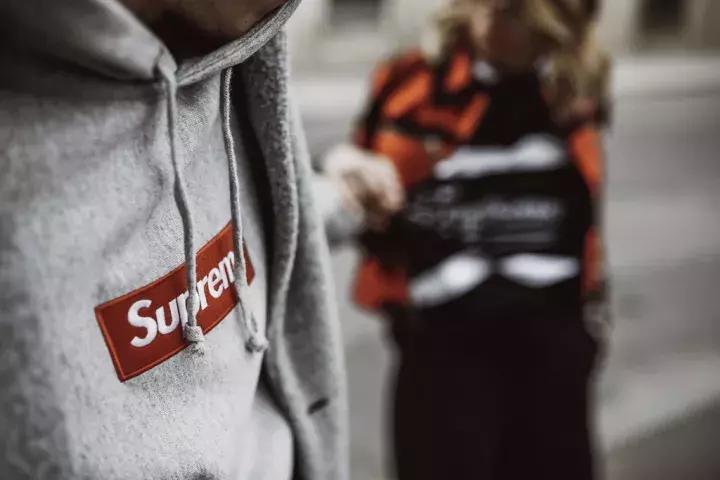 别只知道Supreme!这支异军突起的Palace更值得你关注！