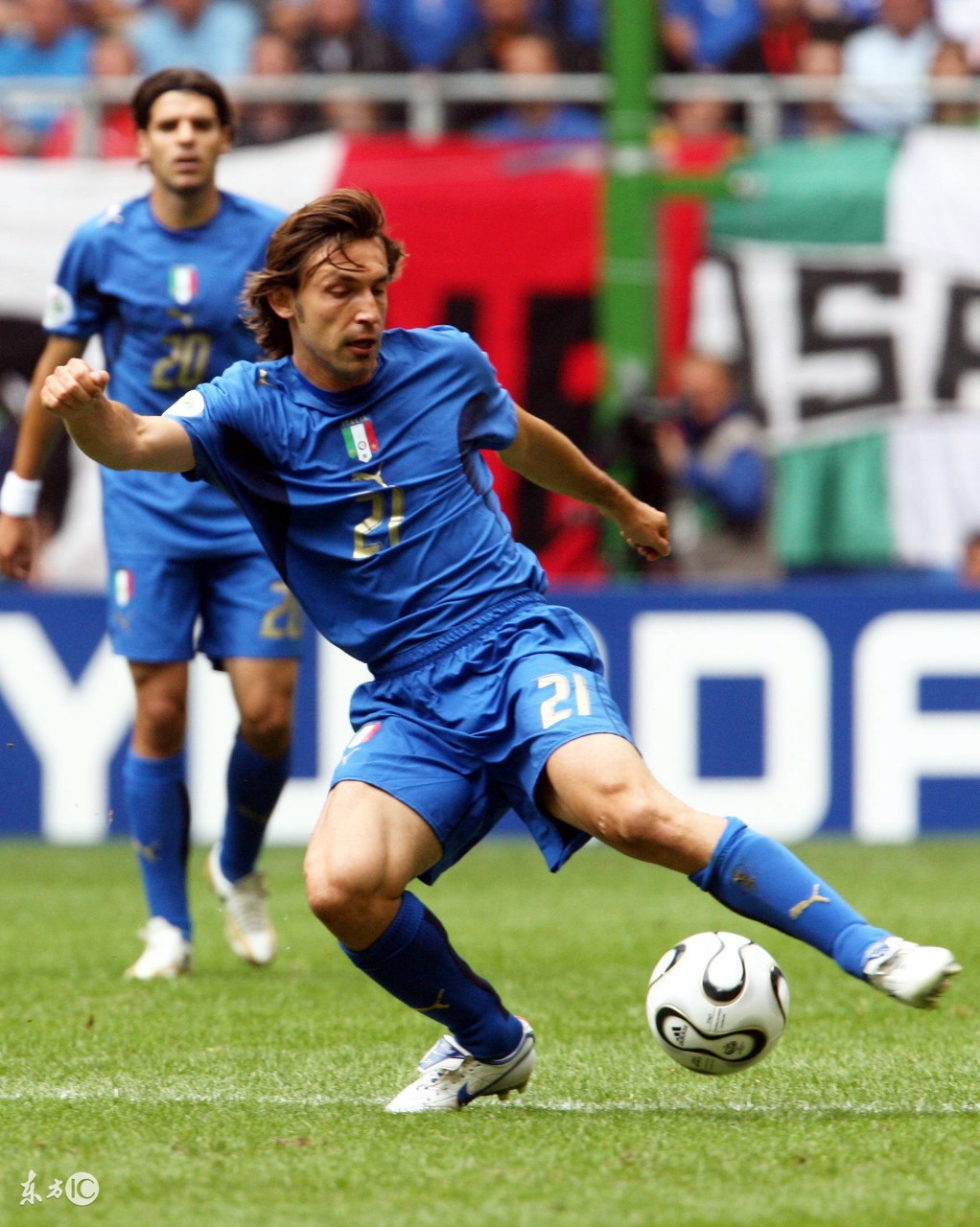 讲不出再见年过半百,讲不出再见告别足坛