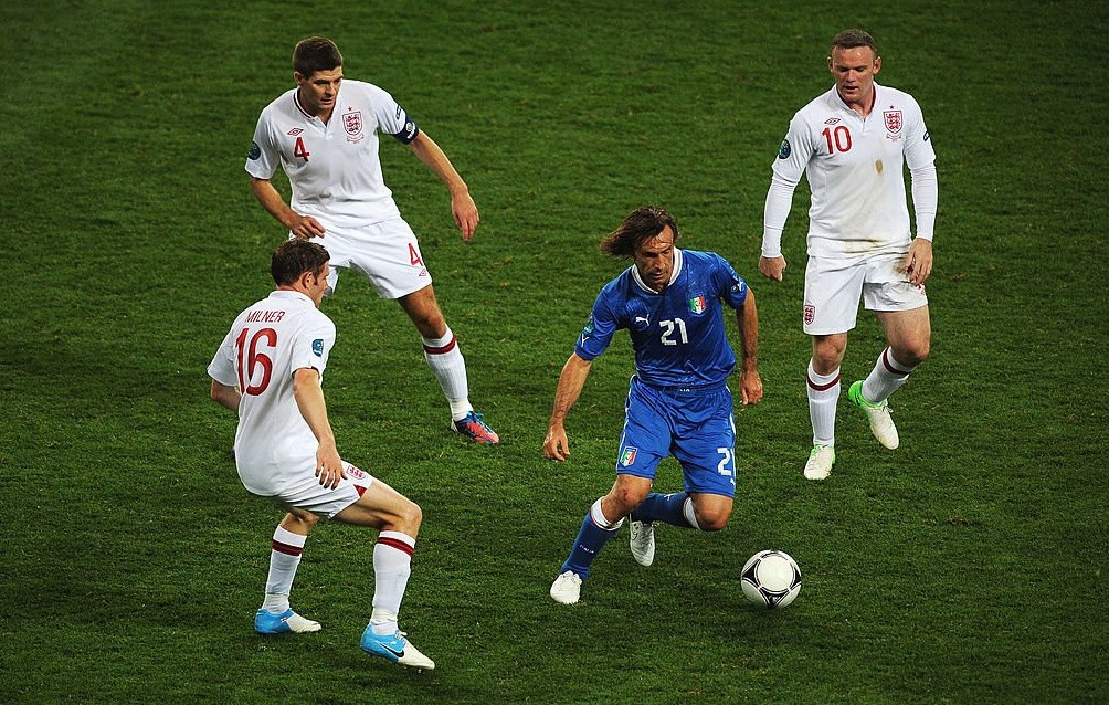 皮尔洛告别世界杯,传奇落幕罗纳尔多