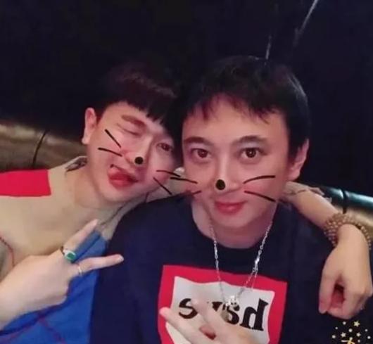 从经纪人到明星的艺人有哪些,从经纪人到娱乐大佬