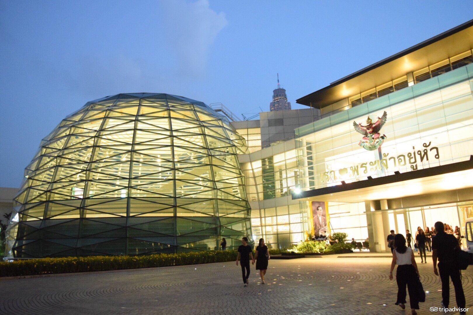 各个免税店最便宜的品牌,国外的免税店有什么值得买的