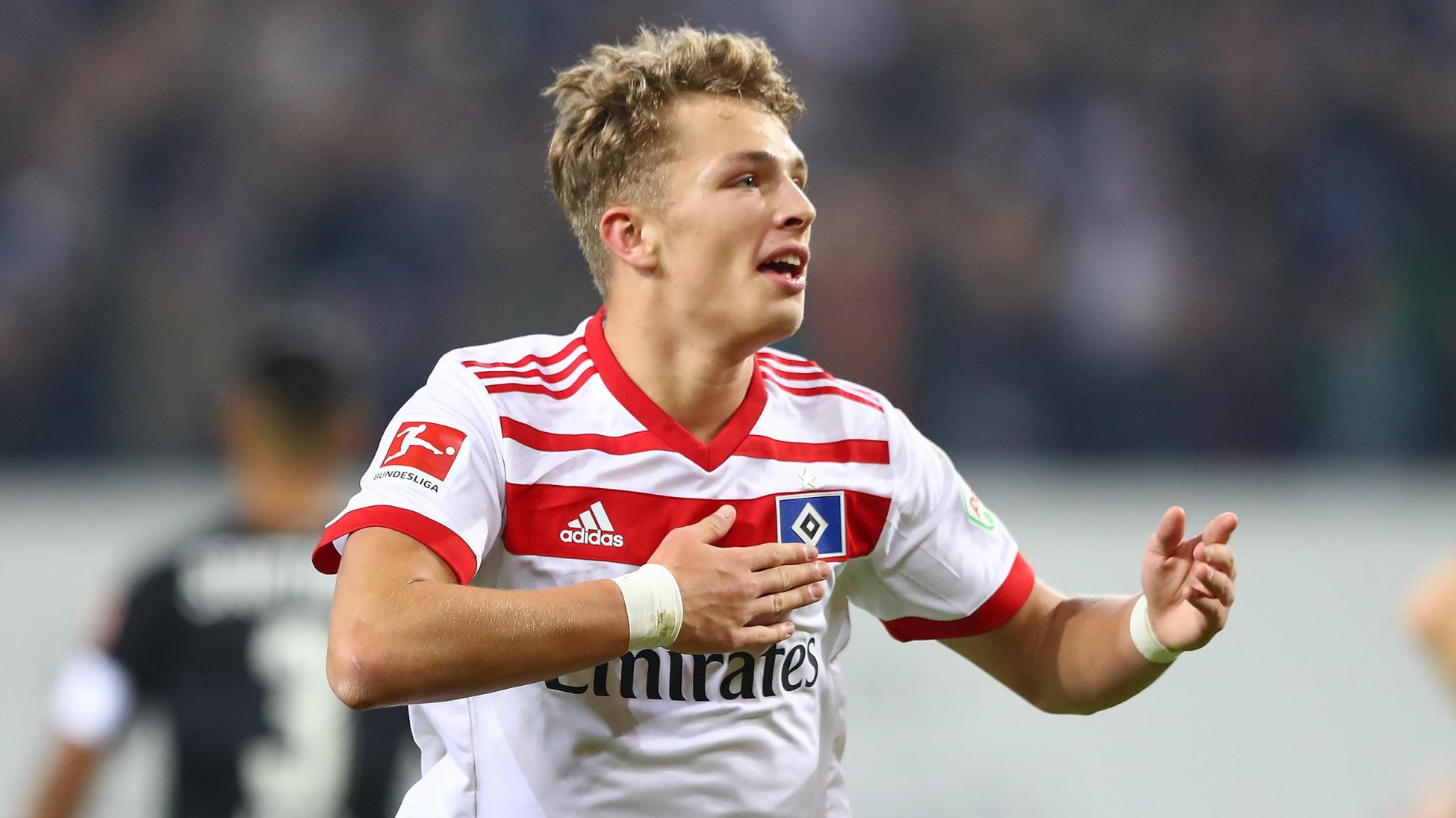 17岁小将红透半边天，但这只是德甲新一代年轻人登台的开始