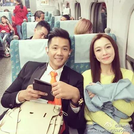 秋瓷炫告诉老公自己怀孕了的视频两人都笑哭了！女星孕相原来都……