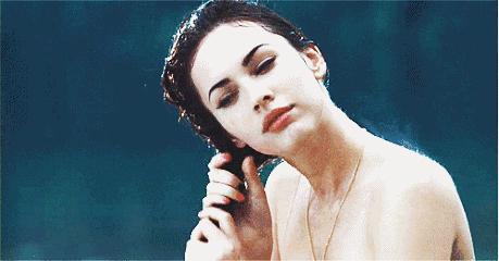 美颜相机都遮不住皱纹了,美颜相机美颜总掉怎么回事