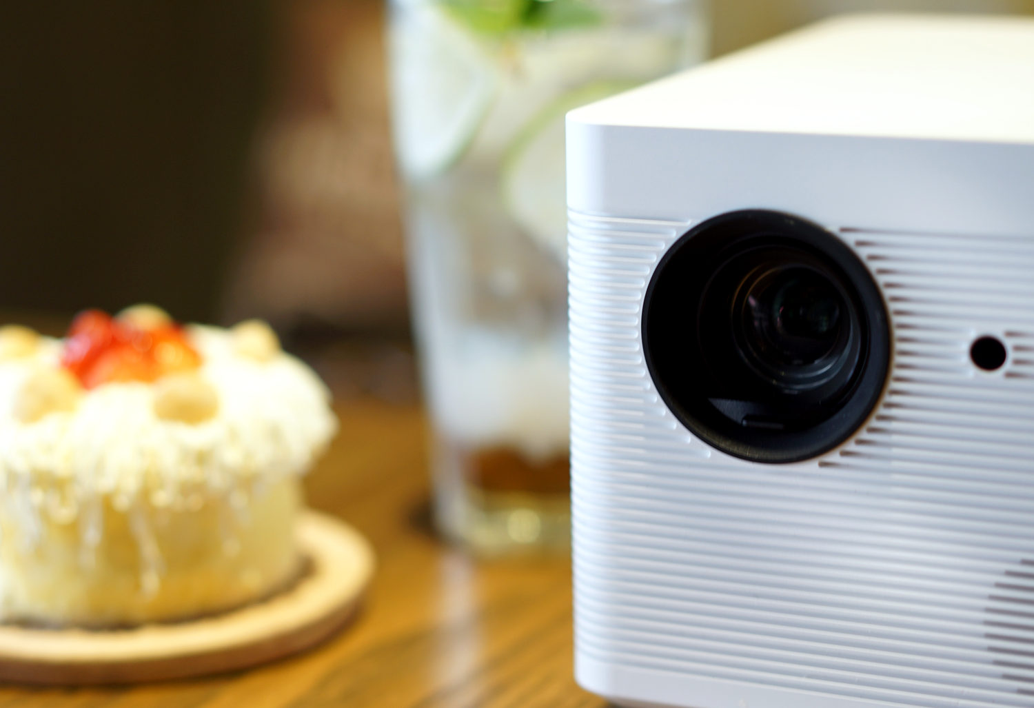 暴风max6无屏电视价格,打造家庭私人影院