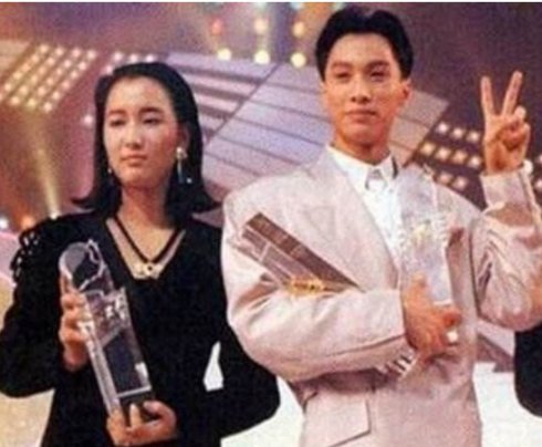 杨千嬅歌唱有故事感,杨千嬅新秀歌唱大赛参赛歌曲