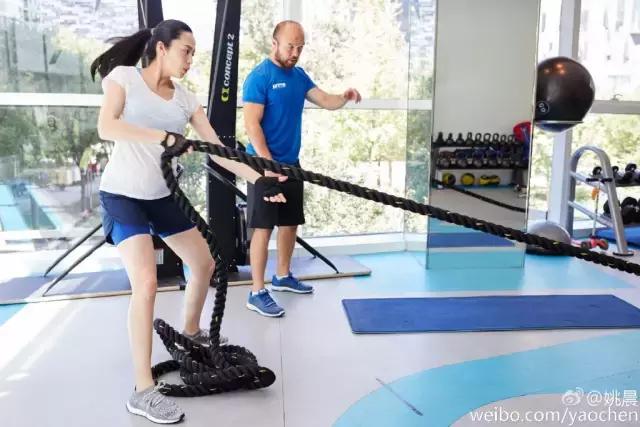 秋瓷炫告诉老公自己怀孕了的视频两人都笑哭了！女星孕相原来都……