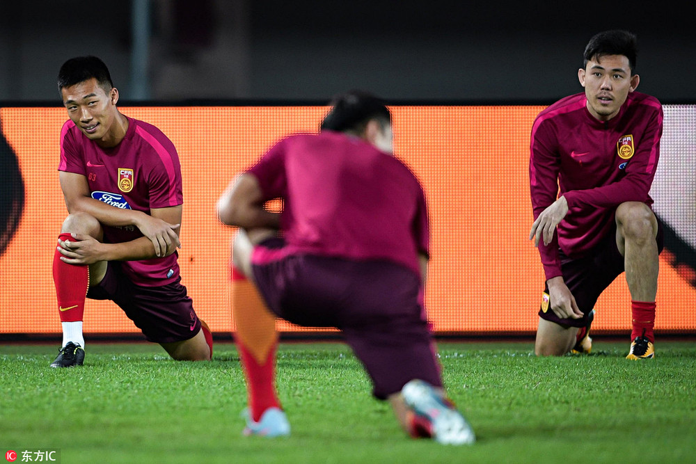 里皮国足精彩镜头,国足世预赛王大雷精彩时刻