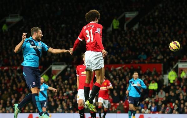 曼联背锅教练,曼联穆里尼奥是败笔吗