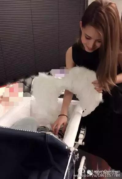 秋瓷炫告诉老公自己怀孕了的视频两人都笑哭了！女星孕相原来都……