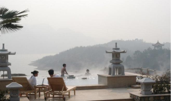 随地游温泉攻略,全国最好的治风湿的温泉在哪里