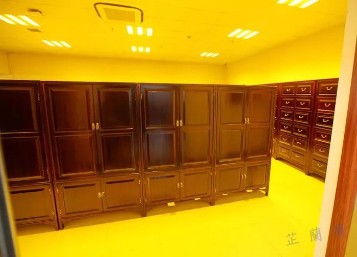 第十五届全国民间读书年会韦力撰