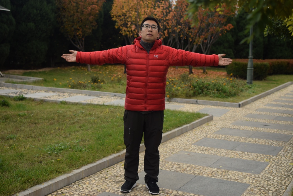 均价500左右的羽绒服品牌,价位500左右羽绒服白色短款