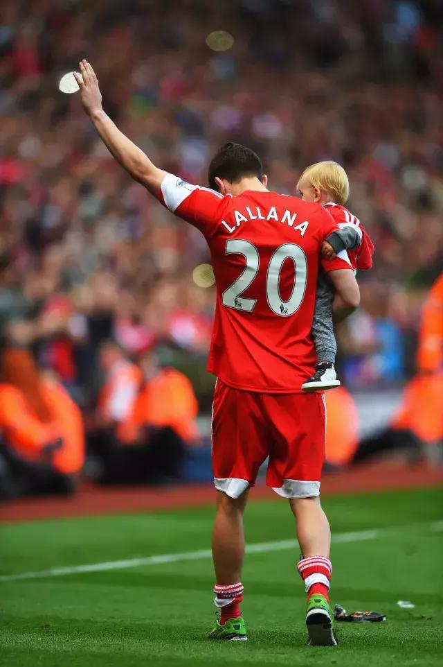 圣徒出品！英格兰最具天赋的巨星他谱写一曲优雅的绿茵华尔兹