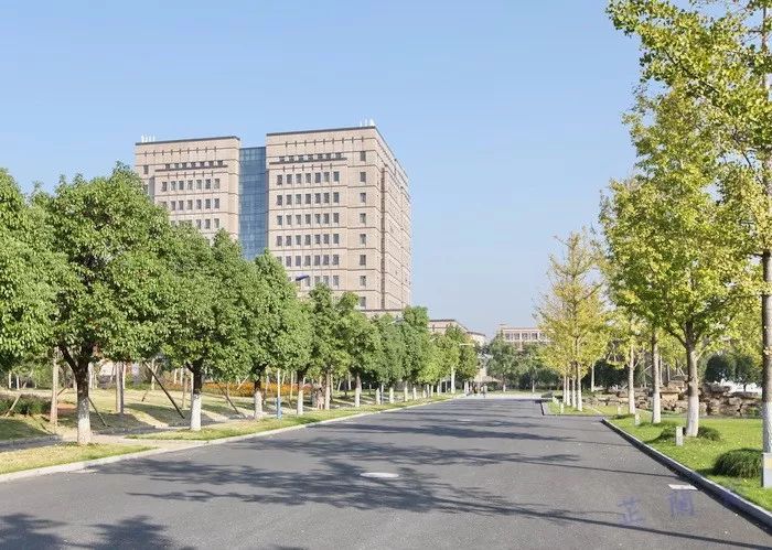 第十五届全国民间读书年会韦力撰