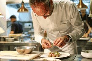 海归美女的西餐厅不得了！用舒芙蕾征服了米其林大厨，来合作菜品