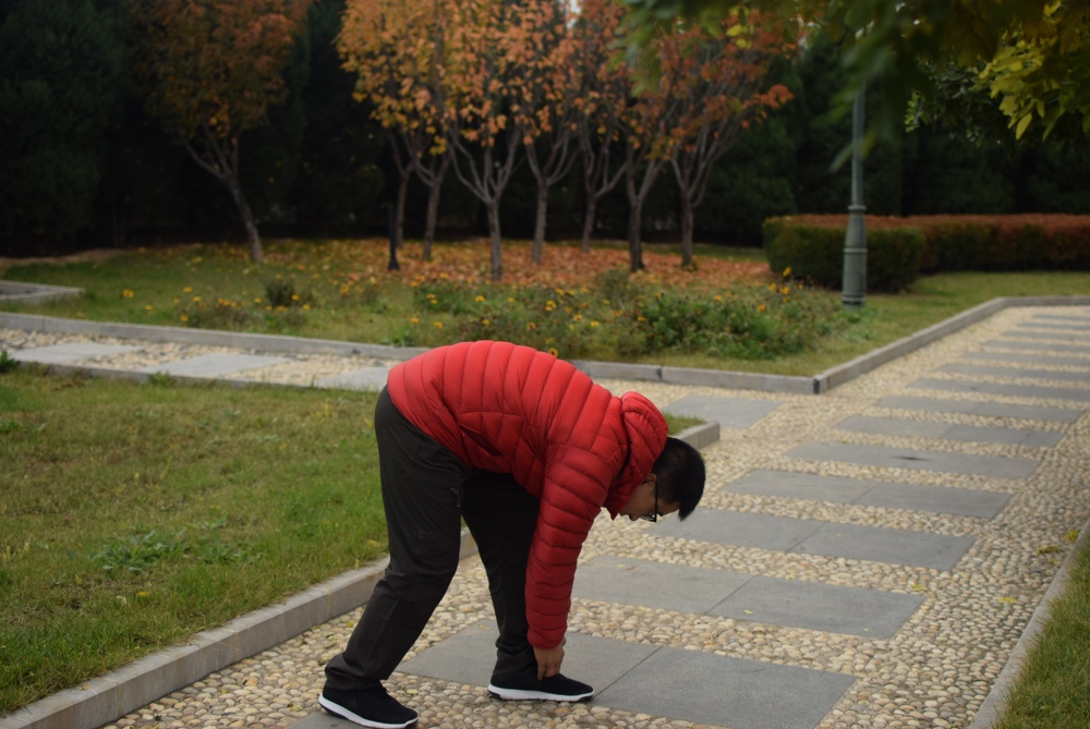 均价500左右的羽绒服品牌,价位500左右羽绒服白色短款