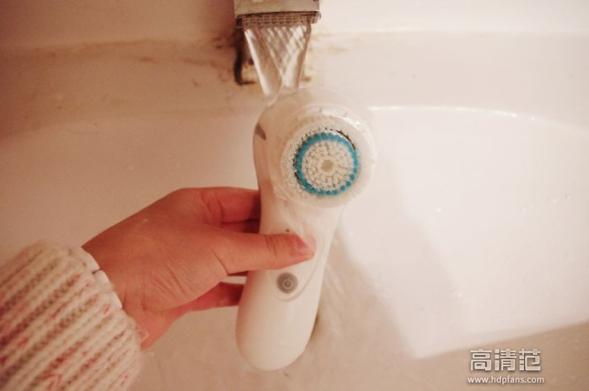 让洗面奶洗脸更干净,木薯洗脸仪