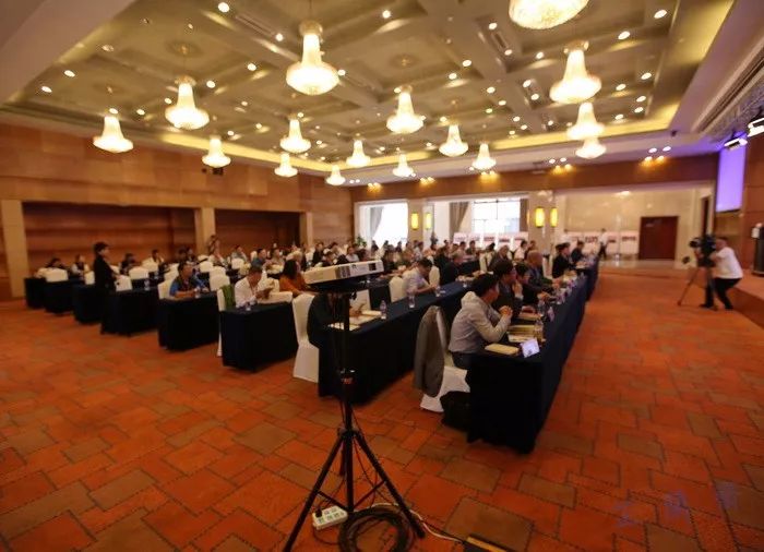 第十五届全国民间读书年会韦力撰