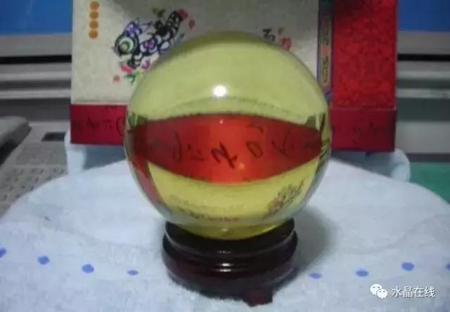 怎么判断黄水晶吊牌真假,如何辨别真假黄水晶能量柱