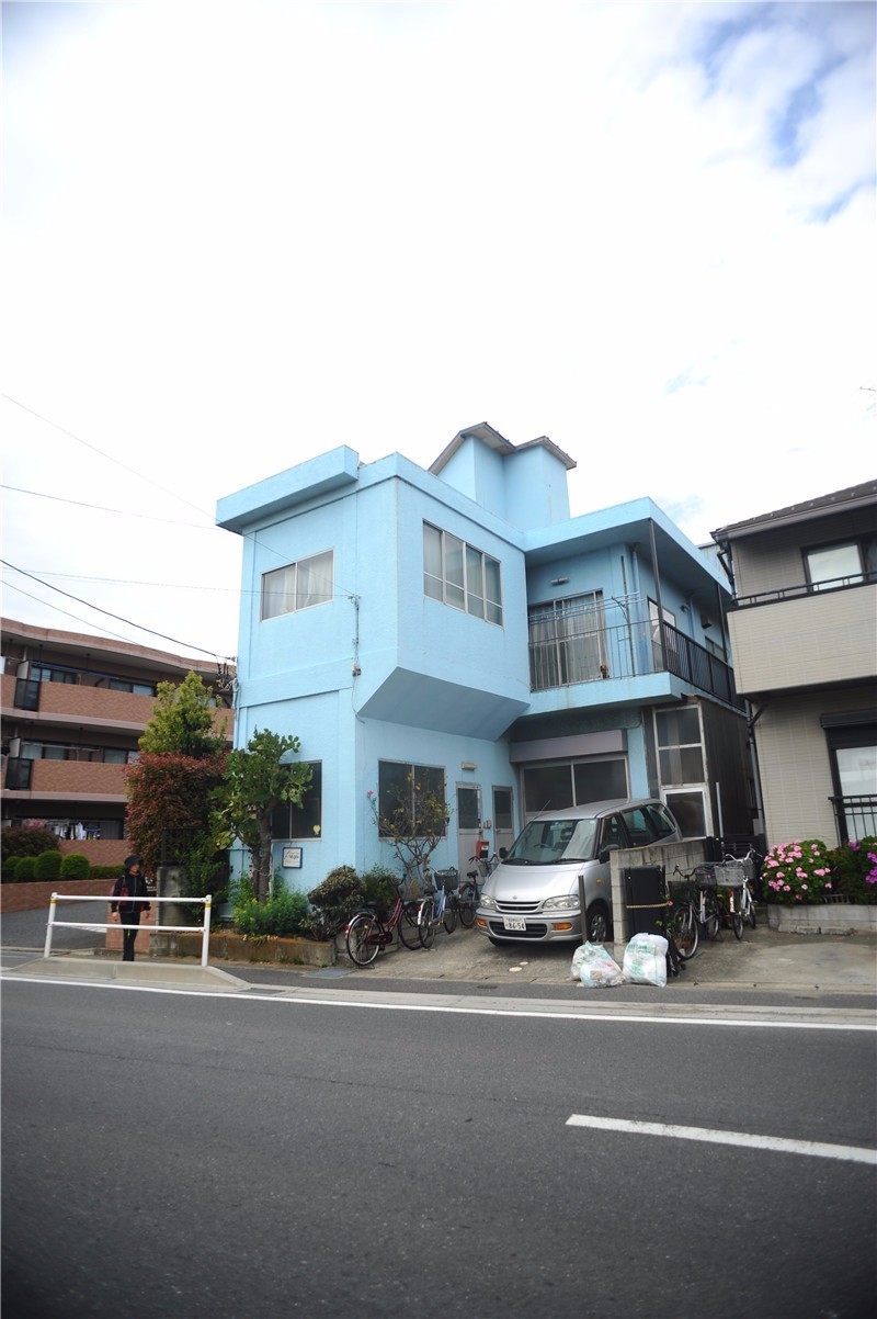 彩色玻璃大师高井啓司：“经验和情感都可以分享，但‘悟’是万万不能的。”｜日本工艺寻访之旅Vol.5