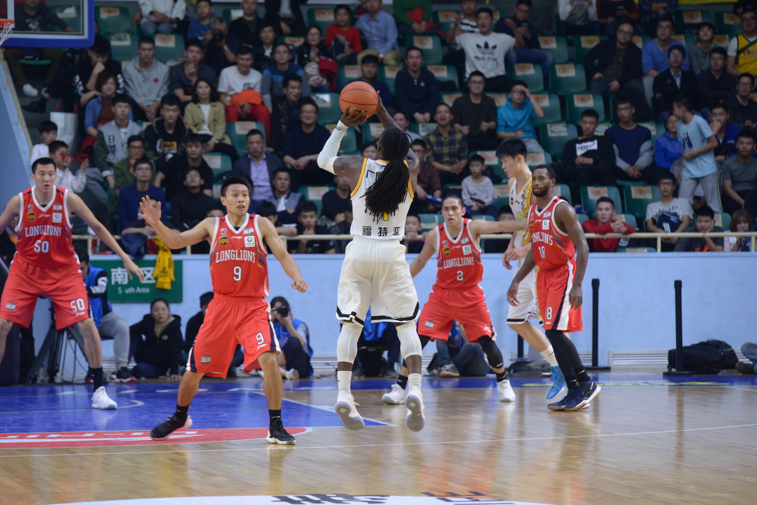 图说广厦｜轻敌吞毒奶，春哥来背锅｜广厦116-118广州现场高清图