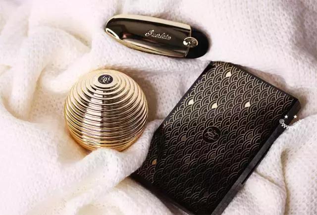 娇兰2019圣诞限定眼影,ysl阿玛尼娇兰