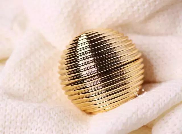 娇兰2019圣诞限定眼影,ysl阿玛尼娇兰