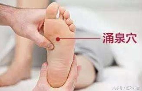 教你一套对付亚健康的“葵花点穴手”，经常按摩让你摆脱病痛