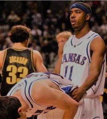 都是人才！球场上你所不知道的事！女运动员还能有这种操作？