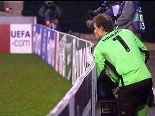 都是人才！球场上你所不知道的事！女运动员还能有这种操作？