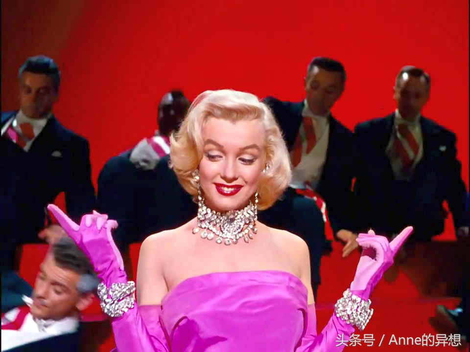 第一个施华洛世奇,第一个logo是什么