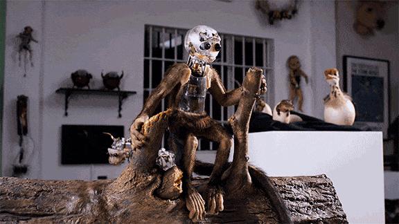 这34个间谍，每天只干一件事：*窥偷**！还拍成电影全球上映？