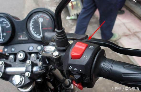 摩托车跑着熄火打不着了怎么自救,摩托车熄火了打不着了是什么原因