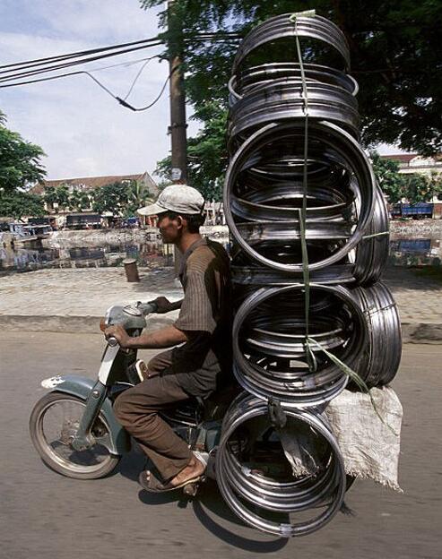 在越南骑摩托车游,越南人骑摩托车旅游中国