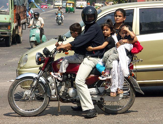 在越南骑摩托车游,越南人骑摩托车旅游中国