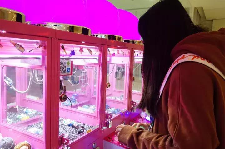 最好抓的娃娃机在哪儿,北京最大抓娃娃的地点