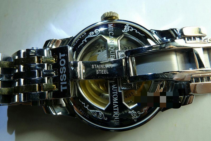 泰国天梭力洛克手表贵不,专柜买的天梭力洛克