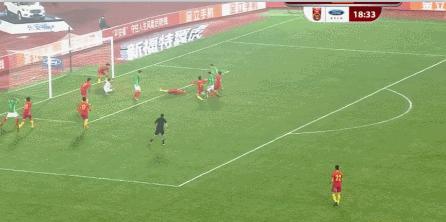 国足被戏耍越南19秒7脚射门,国足0-3不敌韩国门前救险