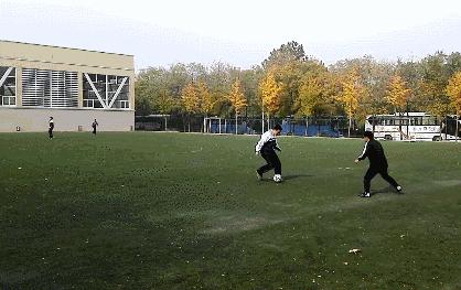 校园足球陈老师,踢足球陈老师