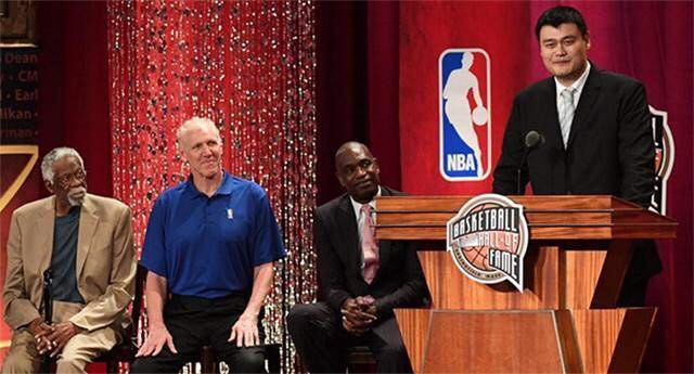 我们欠一个道歉,我们欠她一个道歉